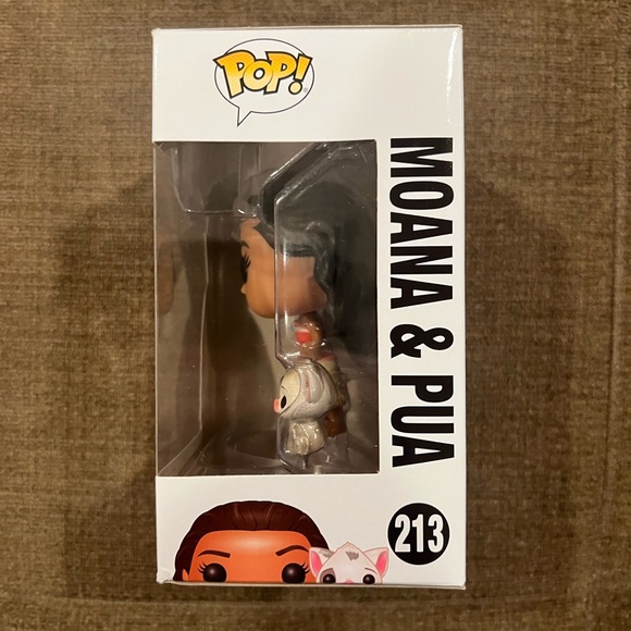 NWT Disney’s Moana & Pua #213 Funko POP! Vaulted POP! & Series; - Picture 4 of 7